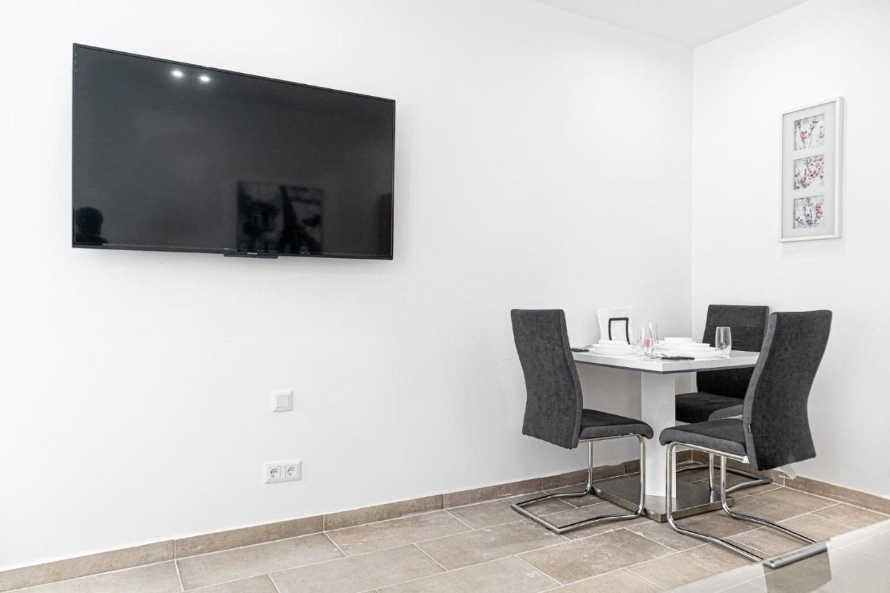 9 Min From City Center - Lovely Studio Near U1 Reumannplatz Wien Exterior foto