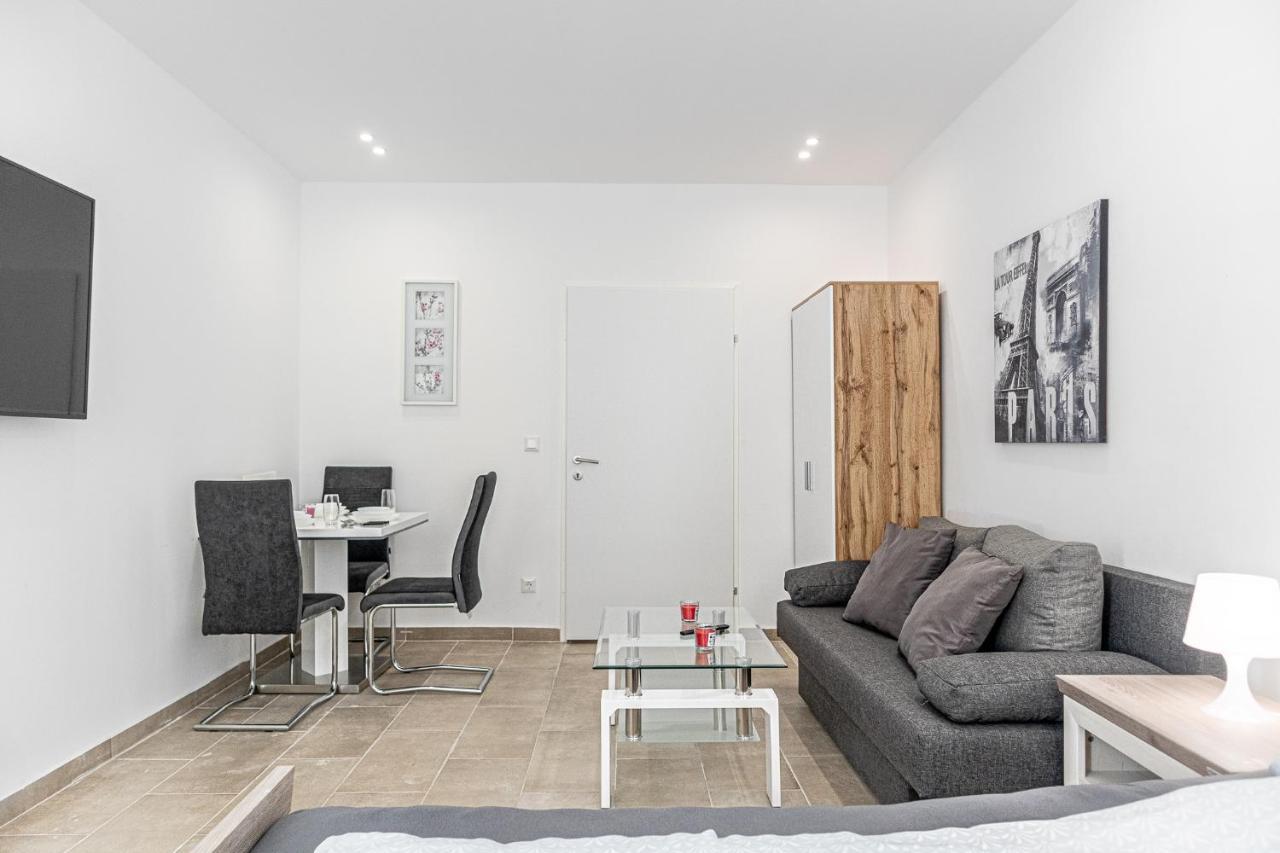 9 Min From City Center - Lovely Studio Near U1 Reumannplatz Wien Exterior foto